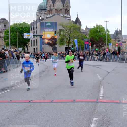 25.04.2026 - Das Zehntel Tim E. http://msf.ph/oto/9574602 25.04.2026 10:51:02 Ziel 5414, 5435, 6208, 6342, 6420, 6425, 6531, 6764, 7145, 7154, 7585, 7914, 8060, 8061 meine-sportfotos.de