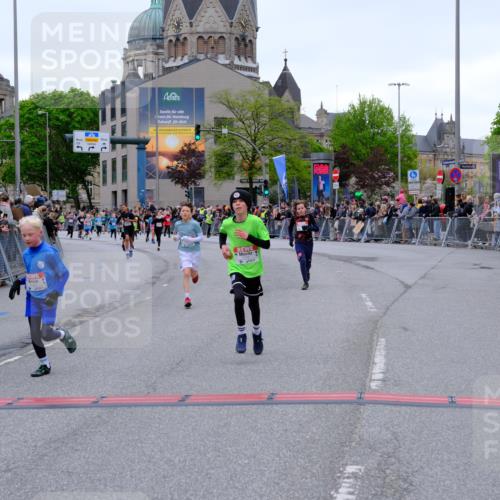 25.04.2026 - Das Zehntel Tim E. http://msf.ph/oto/9574605 25.04.2026 10:51:02 Ziel 5414, 5435, 6208, 6342, 6420, 6425, 6531, 6764, 7145, 7154, 7585, 7914, 8060, 8061 meine-sportfotos.de