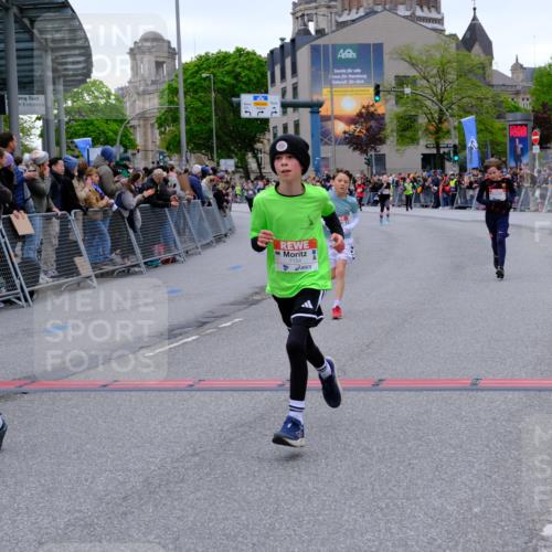 25.04.2026 - Das Zehntel Tim E. http://msf.ph/oto/9574608 25.04.2026 10:51:03 Ziel 6208, 6342, 6420, 6425, 6531, 6764, 7145, 7154, 7585, 7914, 8060, 8061 meine-sportfotos.de