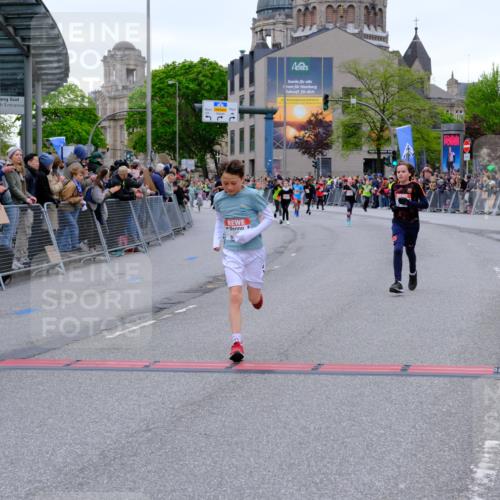 25.04.2026 - Das Zehntel Tim E. http://msf.ph/oto/9574611 25.04.2026 10:51:05 Ziel 5500, 5517, 5586, 6020, 6208, 6342, 6420, 6425, 6764, 7154, 7585, 7914, 8060, 8061 meine-sportfotos.de