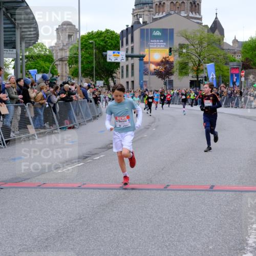 25.04.2026 - Das Zehntel Tim E. http://msf.ph/oto/9574612 25.04.2026 10:51:05 Ziel 5500, 5517, 5586, 6020, 6208, 6342, 6420, 6425, 6764, 7154, 7585, 7914, 8060, 8061 meine-sportfotos.de