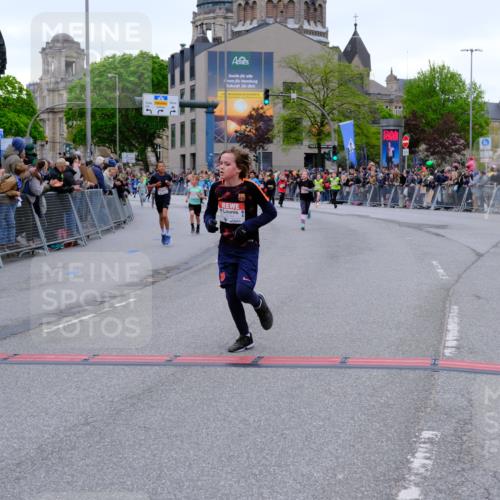 25.04.2026 - Das Zehntel Tim E. http://msf.ph/oto/9574620 25.04.2026 10:51:06 Ziel 5500, 5517, 5586, 6020, 6055, 6342, 6420, 6764, 7154, 7585, 7914, 8060, 8061 meine-sportfotos.de
