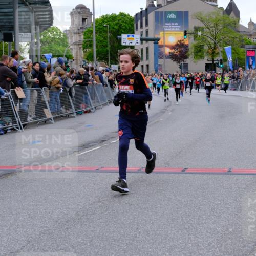 25.04.2026 - Das Zehntel Tim E. http://msf.ph/oto/9574625 25.04.2026 10:51:06 Ziel 5500, 5517, 5586, 6020, 6055, 6342, 6420, 6764, 7154, 7585, 7914, 8060, 8061 meine-sportfotos.de