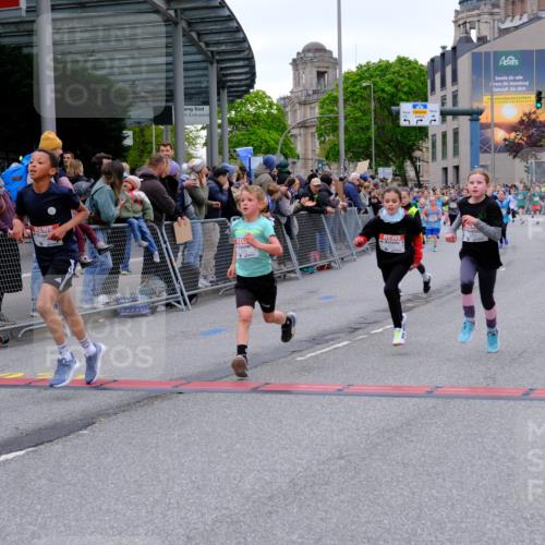 25.04.2026 - Das Zehntel Tim E. http://msf.ph/oto/9574629 25.04.2026 10:51:10 Ziel 5500, 5517, 5518, 5586, 5753, 5761, 6020, 6055, 6068, 6083, 6097, 6156, 6712, 6721, 6764, 6957, 7545, 7585 meine-sportfotos.de
