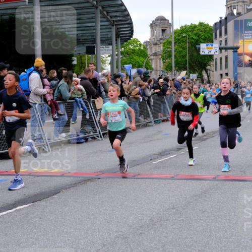 25.04.2026 - Das Zehntel Tim E. http://msf.ph/oto/9574631 25.04.2026 10:51:11 Ziel 5500, 5517, 5518, 5586, 5753, 5761, 6020, 6055, 6068, 6083, 6097, 6124, 6156, 6712, 6721, 6764, 6917, 6936, 6957, 7545, 7585 meine-sportfotos.de