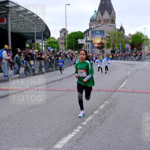 25.04.2026 - Das Zehntel Tim E. http://msf.ph/oto/9574663 25.04.2026 10:51:20 Ziel 5120, 5415, 5518, 5550, 5688, 5753, 5761, 6068, 6077, 6083, 6097, 6124, 6156, 6350, 6687, 6712, 6721, 6908, 6917, 6936, 6942, 6951, 7158, 7182, 7321, 7545, 7723, 7729, 7857, 7880, 7900, 7910, 7911, 7913, 7952, 7973, 8023, 8039 meine-sportfotos.de