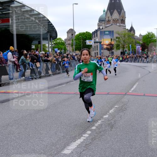 25.04.2026 - Das Zehntel Tim E. http://msf.ph/oto/9574664 25.04.2026 10:51:20 Ziel 5120, 5415, 5518, 5550, 5688, 5753, 5761, 6068, 6077, 6083, 6097, 6124, 6156, 6350, 6687, 6712, 6721, 6908, 6917, 6936, 6942, 6951, 7158, 7182, 7321, 7545, 7723, 7729, 7857, 7880, 7900, 7910, 7911, 7913, 7952, 7973, 8023, 8039 meine-sportfotos.de