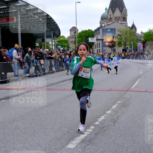 25.04.2026 - Das Zehntel Tim E. http://msf.ph/oto/9574665 25.04.2026 10:51:20 Ziel 5120, 5415, 5518, 5550, 5688, 5753, 5761, 6068, 6077, 6083, 6097, 6124, 6156, 6350, 6687, 6712, 6721, 6908, 6917, 6936, 6942, 6951, 7158, 7182, 7321, 7545, 7723, 7729, 7857, 7880, 7900, 7910, 7911, 7913, 7952, 7973, 8023, 8039 meine-sportfotos.de