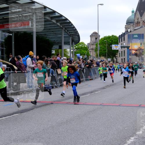 25.04.2026 - Das Zehntel Tim E. http://msf.ph/oto/9574677 25.04.2026 10:51:25 Ziel 5120, 5415, 5550, 5688, 5794, 5838, 6088, 6350, 6659, 6687, 6691, 6908, 7073, 7158, 7169, 7178, 7186, 7321, 7332, 7590, 7719, 7723, 7729, 7900, 7910, 7911, 7946, 7981, 8023, 8039 meine-sportfotos.de