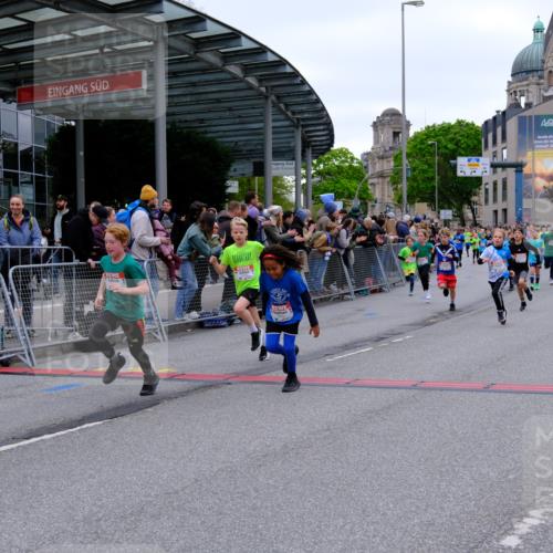 25.04.2026 - Das Zehntel Tim E. http://msf.ph/oto/9574679 25.04.2026 10:51:25 Ziel 5120, 5415, 5550, 5688, 5794, 5838, 6088, 6350, 6659, 6687, 6691, 6908, 7073, 7158, 7169, 7178, 7186, 7321, 7332, 7590, 7719, 7723, 7729, 7900, 7910, 7911, 7946, 7981, 8023, 8039 meine-sportfotos.de