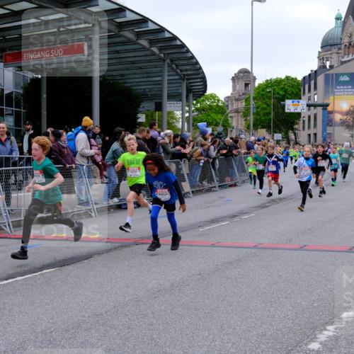 25.04.2026 - Das Zehntel Tim E. http://msf.ph/oto/9574680 25.04.2026 10:51:25 Ziel 5120, 5415, 5550, 5688, 5794, 5838, 6088, 6350, 6659, 6687, 6691, 6908, 7073, 7158, 7169, 7178, 7186, 7321, 7332, 7590, 7719, 7723, 7729, 7900, 7910, 7911, 7946, 7981, 8023, 8039 meine-sportfotos.de