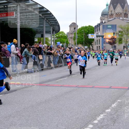 25.04.2026 - Das Zehntel Tim E. http://msf.ph/oto/9574684 25.04.2026 10:51:26 Ziel 5251, 5550, 5688, 5794, 5838, 6088, 6350, 6659, 6691, 6908, 7073, 7158, 7169, 7178, 7186, 7321, 7332, 7590, 7719, 7723, 7729, 7900, 7911, 7946, 7957, 7981, 8023, 8039 meine-sportfotos.de