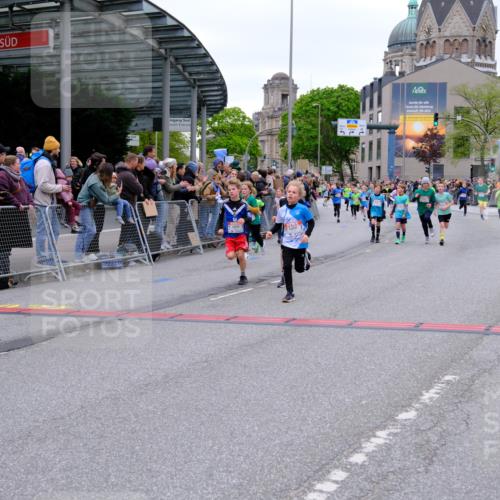 25.04.2026 - Das Zehntel Tim E. http://msf.ph/oto/9574686 25.04.2026 10:51:26 Ziel 5251, 5550, 5688, 5794, 5838, 6088, 6350, 6659, 6691, 6908, 7073, 7158, 7169, 7178, 7186, 7321, 7332, 7590, 7719, 7723, 7729, 7900, 7911, 7946, 7957, 7981, 8023, 8039 meine-sportfotos.de