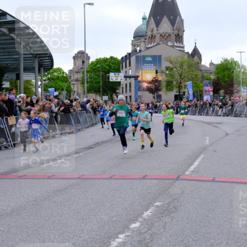 25.04.2026 - Das Zehntel Tim E. http://msf.ph/oto/9574701 25.04.2026 10:51:28 Ziel 5251, 5362, 5379, 5396, 5433, 5688, 5794, 5838, 6088, 6350, 6659, 6691, 6856, 6908, 6988, 7073, 7136, 7158, 7169, 7178, 7186, 7321, 7332, 7590, 7719, 7723, 7729, 7900, 7946, 7957, 7981, 8023, 8039 meine-sportfotos.de