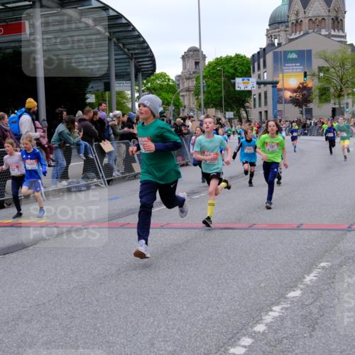 25.04.2026 - Das Zehntel Tim E. http://msf.ph/oto/9574711 25.04.2026 10:51:29 Ziel 5251, 5362, 5379, 5396, 5433, 5688, 5794, 5838, 6088, 6532, 6550, 6659, 6691, 6822, 6856, 6908, 6988, 7073, 7136, 7158, 7169, 7178, 7186, 7321, 7332, 7590, 7719, 7900, 7946, 7957, 7981, 8039 meine-sportfotos.de