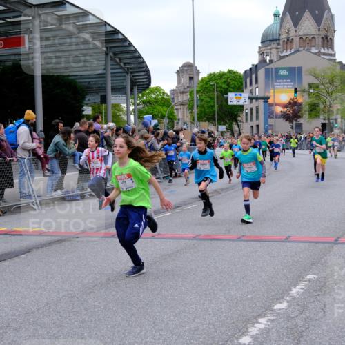 25.04.2026 - Das Zehntel Tim E. http://msf.ph/oto/9574717 25.04.2026 10:51:30 Ziel 5251, 5362, 5379, 5396, 5433, 5492, 5575, 5688, 5794, 5838, 6088, 6532, 6550, 6659, 6691, 6822, 6856, 6908, 6988, 7073, 7136, 7158, 7169, 7178, 7186, 7321, 7332, 7590, 7719, 7900, 7946, 7957, 7981 meine-sportfotos.de