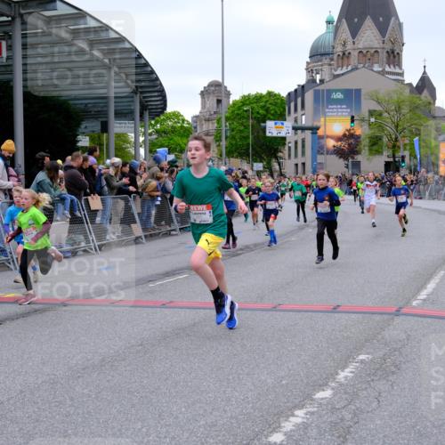 25.04.2026 - Das Zehntel Tim E. http://msf.ph/oto/9574736 25.04.2026 10:51:32 Ziel 5251, 5362, 5379, 5396, 5433, 5492, 5575, 5794, 5838, 6088, 6532, 6550, 6659, 6691, 6822, 6856, 6988, 7073, 7100, 7126, 7136, 7169, 7178, 7186, 7246, 7254, 7332, 7590, 7719, 7909, 7946, 7957, 7981 meine-sportfotos.de