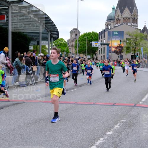 25.04.2026 - Das Zehntel Tim E. http://msf.ph/oto/9574738 25.04.2026 10:51:33 Ziel 5251, 5362, 5379, 5396, 5433, 5492, 5575, 5794, 5838, 6088, 6136, 6139, 6532, 6550, 6659, 6691, 6822, 6856, 6988, 7073, 7100, 7126, 7136, 7150, 7169, 7178, 7186, 7246, 7254, 7332, 7590, 7719, 7909, 7946, 7957, 7981 meine-sportfotos.de