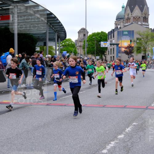 25.04.2026 - Das Zehntel Tim E. http://msf.ph/oto/9574748 25.04.2026 10:51:34 Ziel 5251, 5362, 5379, 5396, 5433, 5492, 5575, 5794, 5838, 6088, 6136, 6139, 6142, 6532, 6550, 6822, 6856, 6988, 7073, 7100, 7126, 7136, 7150, 7169, 7178, 7186, 7246, 7254, 7332, 7388, 7590, 7909, 7946, 7957, 7981 meine-sportfotos.de