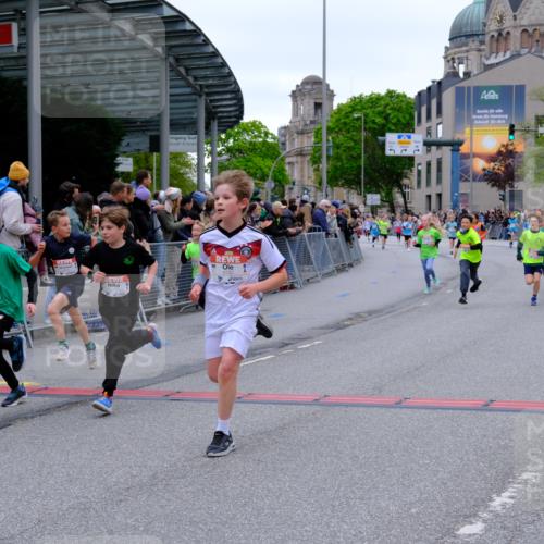 25.04.2026 - Das Zehntel Tim E. http://msf.ph/oto/9574757 25.04.2026 10:51:36 Ziel 5251, 5362, 5379, 5396, 5433, 5492, 5551, 5575, 5794, 5838, 6136, 6139, 6142, 6532, 6550, 6822, 6856, 6988, 7100, 7126, 7136, 7150, 7178, 7246, 7254, 7332, 7388, 7590, 7909, 7957 meine-sportfotos.de