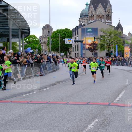25.04.2026 - Das Zehntel Tim E. http://msf.ph/oto/9574758 25.04.2026 10:51:36 Ziel 5251, 5362, 5379, 5396, 5433, 5492, 5551, 5575, 5794, 5838, 6136, 6139, 6142, 6532, 6550, 6822, 6856, 6988, 7100, 7126, 7136, 7150, 7178, 7246, 7254, 7332, 7388, 7590, 7909, 7957 meine-sportfotos.de