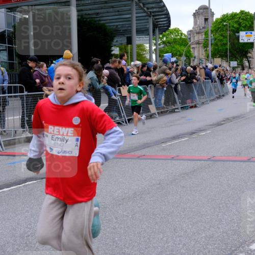 25.04.2026 - Das Zehntel Tim E. http://msf.ph/oto/9574797 25.04.2026 10:51:41 Ziel 5492, 5526, 5551, 5575, 5733, 5782, 5820, 5823, 6078, 6136, 6139, 6142, 6532, 6550, 6822, 7100, 7126, 7150, 7246, 7254, 7300, 7388, 7909 meine-sportfotos.de