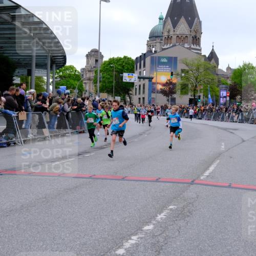 25.04.2026 - Das Zehntel Tim E. http://msf.ph/oto/9574804 25.04.2026 10:51:44 Ziel 5484, 5526, 5551, 5733, 5782, 5820, 5823, 6064, 6078, 6136, 6139, 6142, 6250, 6424, 7103, 7150, 7246, 7300, 7388, 7909, 8044 meine-sportfotos.de