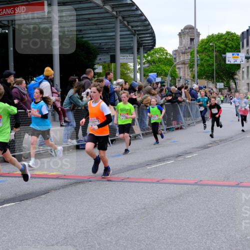 25.04.2026 - Das Zehntel Tim E. http://msf.ph/oto/9574823 25.04.2026 10:51:47 Ziel 5089, 5484, 5526, 5551, 5733, 5782, 5820, 5823, 6064, 6078, 6250, 6424, 7103, 7208, 7300, 7603, 7700, 7721, 7897, 7963, 8044 meine-sportfotos.de