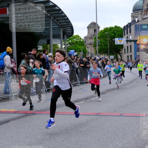 25.04.2026 - Das Zehntel Tim E. http://msf.ph/oto/9574837 25.04.2026 10:51:49 Ziel 5067, 5089, 5484, 5526, 5733, 5782, 5820, 5823, 6064, 6078, 6100, 6250, 6424, 7103, 7208, 7252, 7300, 7591, 7603, 7700, 7721, 7897, 7963, 8044, 8050 meine-sportfotos.de