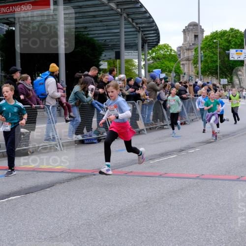 25.04.2026 - Das Zehntel Tim E. http://msf.ph/oto/9574841 25.04.2026 10:51:50 Ziel 5067, 5089, 5484, 5526, 5733, 5782, 5820, 5823, 6064, 6078, 6100, 6250, 6424, 7103, 7208, 7252, 7300, 7591, 7603, 7700, 7721, 7897, 7963, 8044, 8050 meine-sportfotos.de
