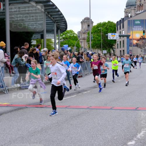 25.04.2026 - Das Zehntel Tim E. http://msf.ph/oto/9574845 25.04.2026 10:51:52 Ziel 5067, 5089, 5484, 5820, 5823, 6064, 6078, 6100, 6250, 6424, 6426, 7103, 7208, 7252, 7300, 7591, 7603, 7700, 7721, 7897, 7963, 8044, 8050 meine-sportfotos.de