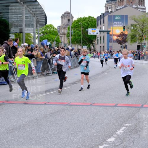 25.04.2026 - Das Zehntel Tim E. http://msf.ph/oto/9574850 25.04.2026 10:51:54 Ziel 5067, 5089, 5484, 6064, 6100, 6250, 6352, 6357, 6424, 6426, 7103, 7208, 7252, 7591, 7603, 7628, 7700, 7721, 7734, 7758, 7897, 7963, 8044, 8050 meine-sportfotos.de