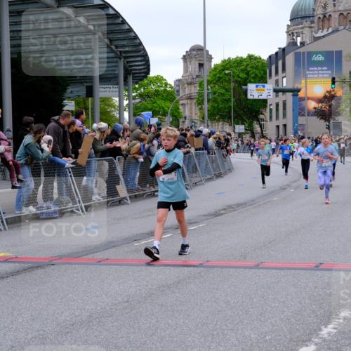 25.04.2026 - Das Zehntel Tim E. http://msf.ph/oto/9574854 25.04.2026 10:51:56 Ziel 5067, 5089, 6100, 6250, 6352, 6357, 6424, 6426, 7208, 7252, 7591, 7603, 7628, 7700, 7721, 7734, 7758, 7897, 7963, 8050 meine-sportfotos.de