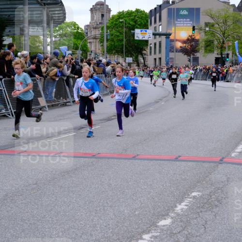 25.04.2026 - Das Zehntel Tim E. http://msf.ph/oto/9574868 25.04.2026 10:51:59 Ziel 5067, 5569, 6087, 6100, 6352, 6357, 6426, 6869, 7252, 7591, 7603, 7628, 7700, 7721, 7734, 7758, 8015, 8050 meine-sportfotos.de
