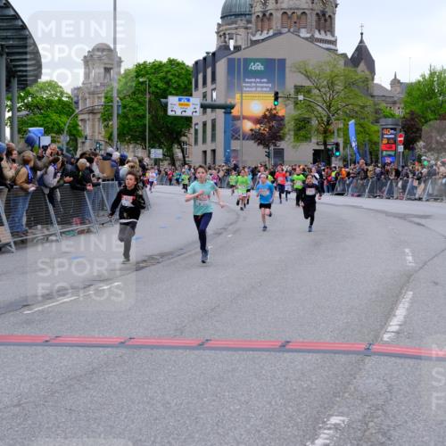 25.04.2026 - Das Zehntel Tim E. http://msf.ph/oto/9574874 25.04.2026 10:52:01 Ziel 5569, 6087, 6352, 6357, 6426, 6869, 7110, 7591, 7628, 7734, 7758, 8015 meine-sportfotos.de