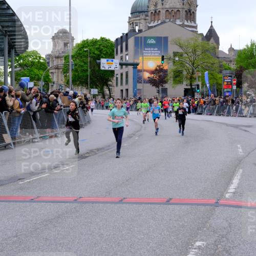 25.04.2026 - Das Zehntel Tim E. http://msf.ph/oto/9574875 25.04.2026 10:52:01 Ziel 5569, 6087, 6352, 6357, 6426, 6869, 7110, 7591, 7628, 7734, 7758, 8015 meine-sportfotos.de