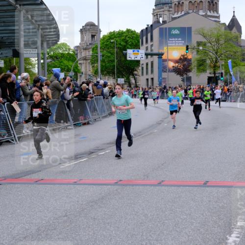 25.04.2026 - Das Zehntel Tim E. http://msf.ph/oto/9574880 25.04.2026 10:52:02 Ziel 5569, 6087, 6352, 6357, 6426, 6752, 6869, 7110, 7305, 7628, 7675, 7734, 7758, 8015 meine-sportfotos.de