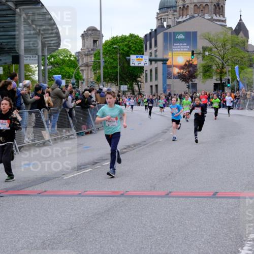 25.04.2026 - Das Zehntel Tim E. http://msf.ph/oto/9574883 25.04.2026 10:52:02 Ziel 5569, 6087, 6352, 6357, 6426, 6752, 6869, 7110, 7305, 7628, 7675, 7734, 7758, 8015 meine-sportfotos.de