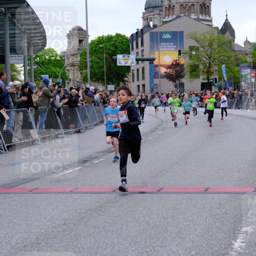 25.04.2026 - Das Zehntel Tim E. http://msf.ph/oto/9574889 25.04.2026 10:52:04 Ziel 5176, 5569, 6087, 6352, 6357, 6426, 6752, 6766, 6869, 7110, 7142, 7305, 7436, 7628, 7675, 7734, 7758, 8015, 8042 meine-sportfotos.de