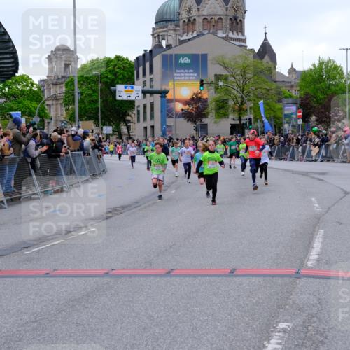 25.04.2026 - Das Zehntel Tim E. http://msf.ph/oto/9574896 25.04.2026 10:52:06 Ziel 5176, 5569, 6009, 6087, 6352, 6357, 6752, 6766, 6869, 7110, 7142, 7305, 7436, 7675, 8015, 8042 meine-sportfotos.de