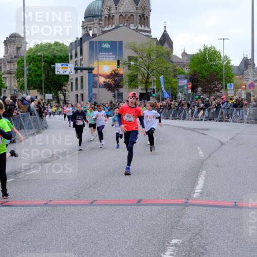 25.04.2026 - Das Zehntel Tim E. http://msf.ph/oto/9574909 25.04.2026 10:52:07 Ziel 5176, 5241, 5569, 6009, 6087, 6752, 6766, 6869, 7110, 7142, 7162, 7305, 7436, 7675, 7884, 8015, 8042 meine-sportfotos.de