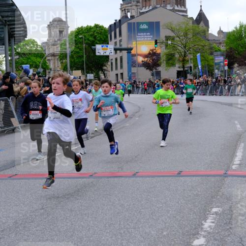 25.04.2026 - Das Zehntel Tim E. http://msf.ph/oto/9574921 25.04.2026 10:52:08 Ziel 5009, 5176, 5241, 5569, 6009, 6087, 6752, 6766, 6869, 7110, 7142, 7162, 7305, 7436, 7675, 7884, 8015, 8042 meine-sportfotos.de