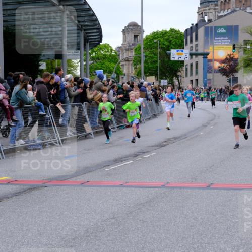 25.04.2026 - Das Zehntel Tim E. http://msf.ph/oto/9574937 25.04.2026 10:52:11 Ziel 5009, 5176, 5241, 5800, 6009, 6752, 6766, 6869, 6929, 7110, 7116, 7129, 7142, 7162, 7305, 7436, 7675, 7749, 7884, 8042 meine-sportfotos.de
