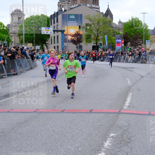 25.04.2026 - Das Zehntel Tim E. http://msf.ph/oto/9574944 25.04.2026 10:52:13 Ziel 5009, 5176, 5241, 5800, 6009, 6752, 6766, 6929, 7110, 7116, 7129, 7142, 7162, 7305, 7436, 7675, 7749, 7884, 8042 meine-sportfotos.de