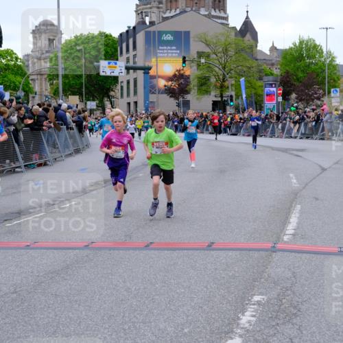25.04.2026 - Das Zehntel Tim E. http://msf.ph/oto/9574945 25.04.2026 10:52:13 Ziel 5009, 5176, 5241, 5800, 6009, 6752, 6766, 6929, 7110, 7116, 7129, 7142, 7162, 7305, 7436, 7675, 7749, 7884, 8042 meine-sportfotos.de
