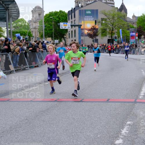 25.04.2026 - Das Zehntel Tim E. http://msf.ph/oto/9574949 25.04.2026 10:52:13 Ziel 5009, 5176, 5241, 5800, 6009, 6752, 6766, 6929, 7110, 7116, 7129, 7142, 7162, 7305, 7436, 7675, 7749, 7884, 8042 meine-sportfotos.de