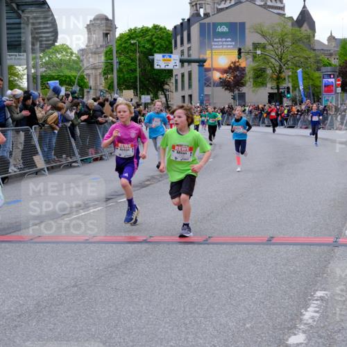 25.04.2026 - Das Zehntel Tim E. http://msf.ph/oto/9574950 25.04.2026 10:52:14 Ziel 5009, 5176, 5241, 5428, 5800, 6009, 6153, 6752, 6766, 6929, 7116, 7129, 7142, 7162, 7305, 7436, 7675, 7749, 7884, 7966, 8042 meine-sportfotos.de