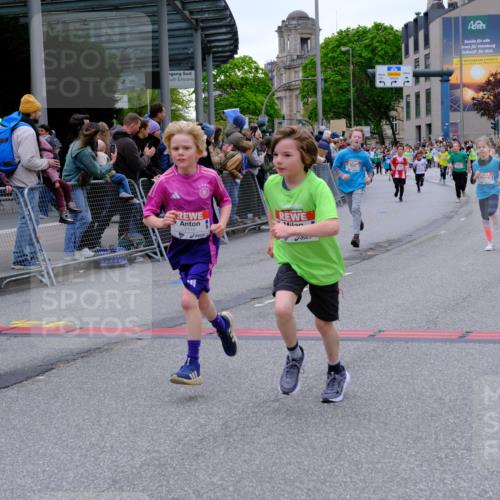 25.04.2026 - Das Zehntel Tim E. http://msf.ph/oto/9574957 25.04.2026 10:52:14 Ziel 5009, 5176, 5241, 5428, 5800, 6009, 6153, 6752, 6766, 6929, 7116, 7129, 7142, 7162, 7305, 7436, 7675, 7749, 7884, 7966, 8042 meine-sportfotos.de