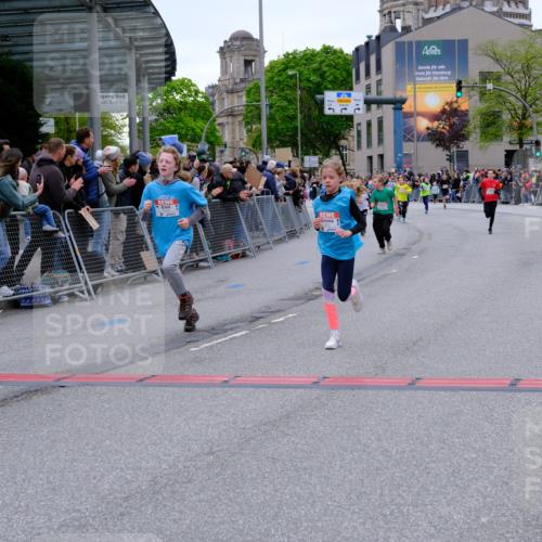 25.04.2026 - Das Zehntel Tim E. http://msf.ph/oto/9574963 25.04.2026 10:52:17 Ziel 5009, 5241, 5428, 5800, 6009, 6153, 6155, 6826, 6929, 7116, 7129, 7162, 7197, 7749, 7884, 7966 meine-sportfotos.de