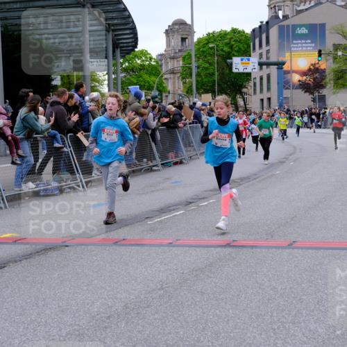 25.04.2026 - Das Zehntel Tim E. http://msf.ph/oto/9574965 25.04.2026 10:52:17 Ziel 5009, 5241, 5428, 5800, 6009, 6153, 6155, 6826, 6929, 7116, 7129, 7162, 7197, 7749, 7884, 7966 meine-sportfotos.de